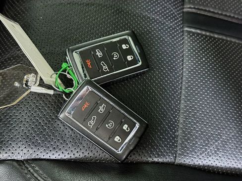 Used 2022 Jeep Wagoneer Series III w/ Premium Group I image 38