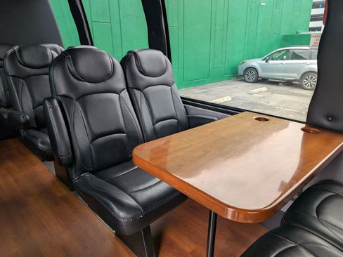 Used 2012 Ford E-350 and Econoline 350 Super Duty w/ Shuttle Bus Prep Pkg RWD image 26