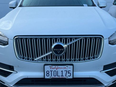 Used 2016 Volvo XC90 T8 Inscription w/ Vision Package AWD/4WD image 12