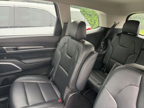 Used 2023 Kia Telluride S w/ S Sunroof Package AWD/4WD image 13