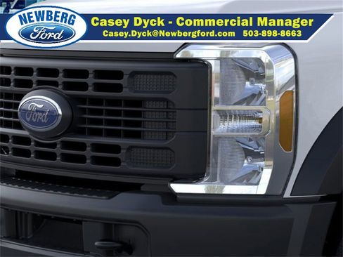 New 2025 Ford F450 XL image 17