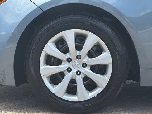 Used 2024 Toyota Corolla LE FWD image 29