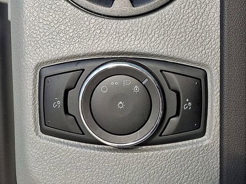 Used 2024 Ford E-450 and Econoline 450 Super Duty w/ Driver's Safety Package image 24