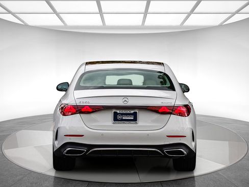 Certified 2025 Mercedes-Benz E 350 4MATIC Sedan image 3