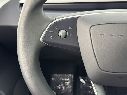 Used 2025 Tesla Model 3 Long Range image 19