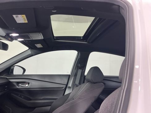 Used 2025 Honda Accord Sport image 21