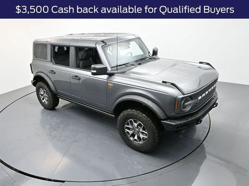 New 2025 Ford Bronco Badlands image 18