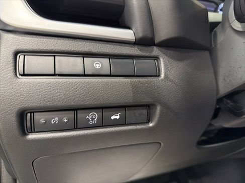 Used 2025 Nissan Rogue SV w/ Rock Creek Premium Package image 20