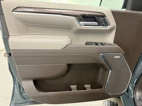 New 2026 Chevrolet Silverado 1500 LTZ w/ LTZ Premium Package image 13