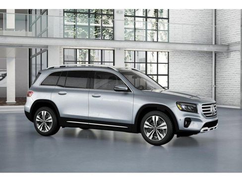 New 2026 Mercedes-Benz GLB 250 image 13