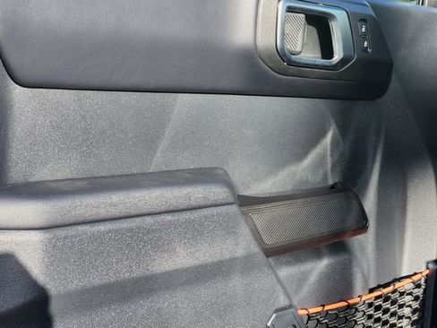 New 2025 Ford Bronco Raptor image 9