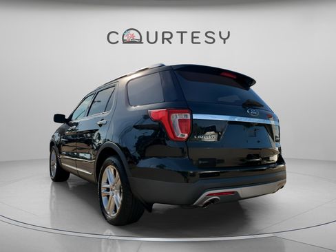 Used 2016 Ford Explorer Limited w/ Equipment Group 301A image 5