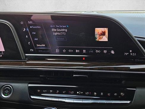 Used 2021 Cadillac Escalade ESV Premium Luxury Platinum AWD/4WD image 11