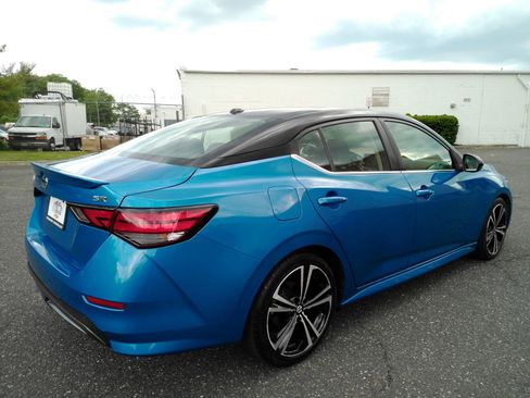 Used 2021 Nissan Sentra SR FWD image 6