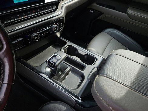 Used 2023 Chevrolet Silverado 1500 ZR2 w/ Technology Package image 20