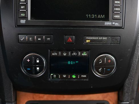 Used 2010 Buick Enclave CXL w/ Trailering Provision Package image 34