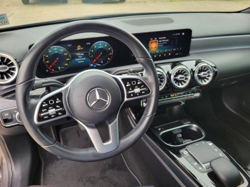 Used 2021 Mercedes-Benz A 220 image 13
