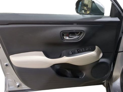 New 2025 Honda HR-V LX image 25