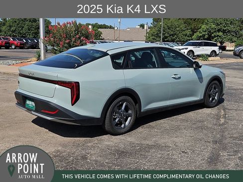 Used 2025 Kia K4 FWD image 12