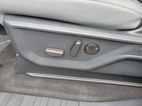 New 2025 Ford F150 Lightning Flash image 19