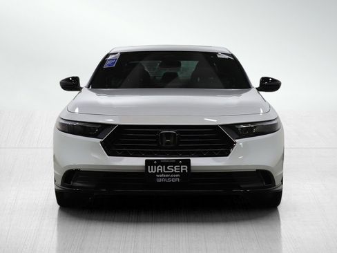 Used 2023 Honda Accord Sport image 8