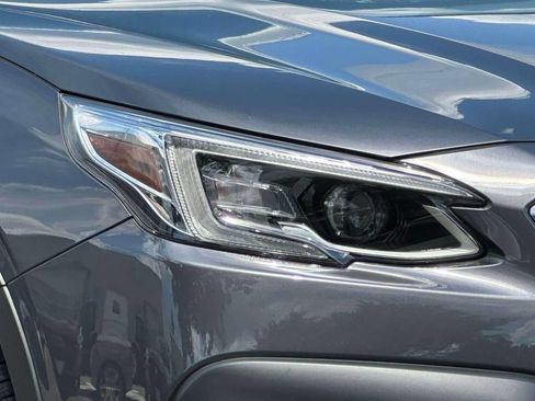 Certified 2022 Subaru Outback Limited AWD/4WD image 7