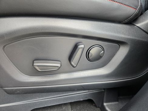 New 2026 Ford Explorer ST-Line w/ ST-Line Street Pack image 27