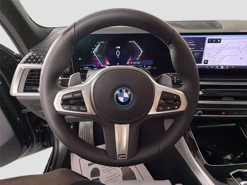 New 2026 BMW X5 xDrive50e w/ M Sport Package AWD/4WD image 11
