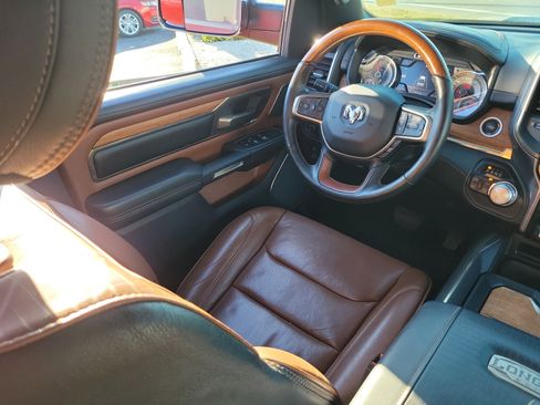 Used 2020 RAM 1500 Limited image 15