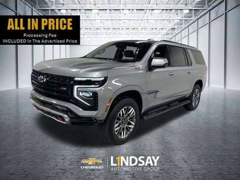 Used 2025 Chevrolet Suburban Z71 AWD/4WD image 1