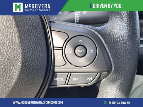 Used 2023 Toyota Corolla LE FWD image 23