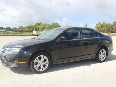 Used 2012 Ford Fusion SE FWD image 5