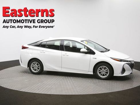 Used 2018 Toyota Prius Prime Plus image 76