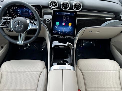 New 2026 Mercedes-Benz GLC 300 4MATIC image 13