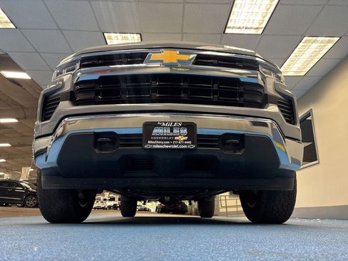 Certified 2024 Chevrolet Silverado 1500 LT AWD/4WD image 13