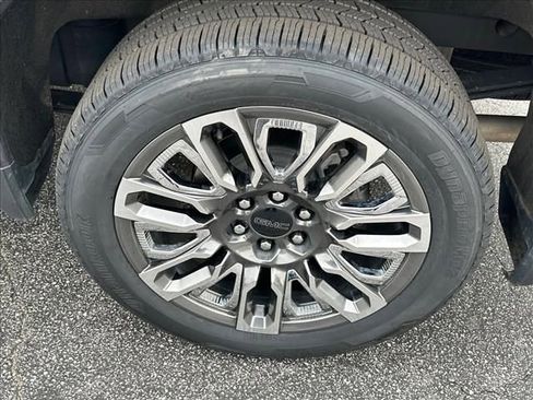 Certified 2024 GMC Sierra 1500 Denali Ultimate AWD/4WD image 38