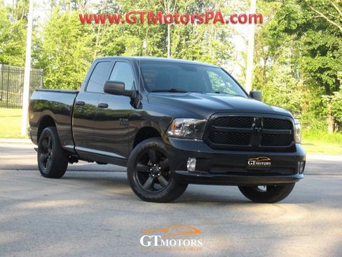 Used 2018 RAM 1500 Express w/ Black Ram 1500 Express Group AWD/4WD image 1