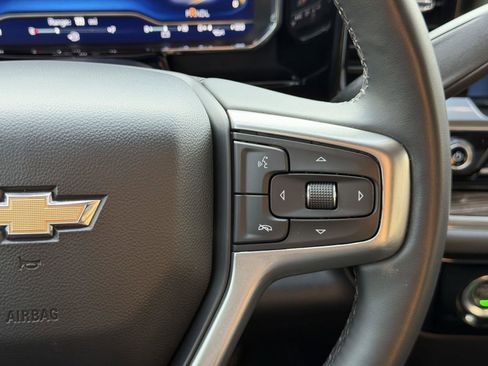 Used 2023 Chevrolet Silverado 1500 LT image 20