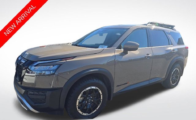 Used 2025 Nissan Pathfinder Rock Creek AWD/4WD 360° Tour