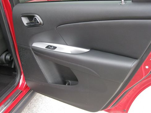 Used 2016 Dodge Journey SE w/ Flexible Seating Group image 33