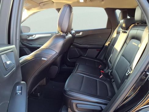 Used 2024 Ford Escape Platinum image 14