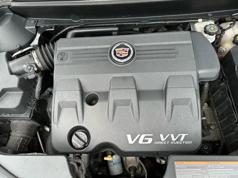 Used 2016 Cadillac SRX Luxury image 10