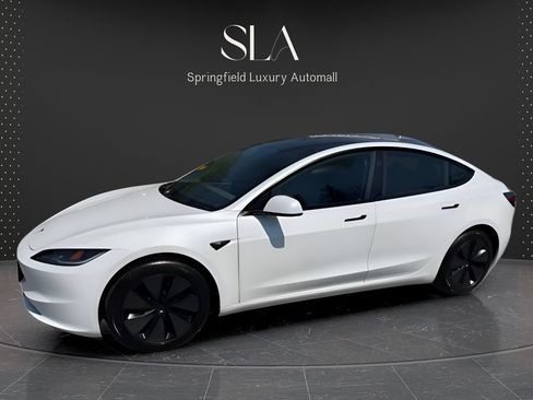Used 2025 Tesla Model 3 Long Range AWD/4WD image 4