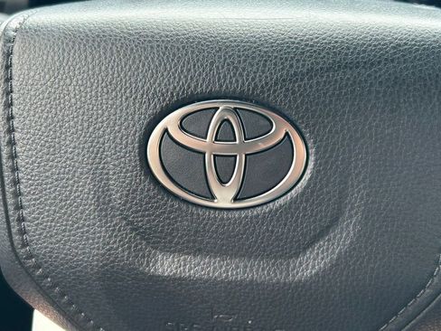 Used 2025 Toyota Tacoma TRD Sport RWD image 36