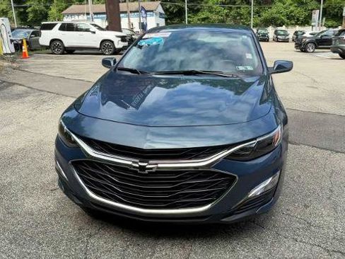 Used 2024 Chevrolet Malibu RS FWD image 3