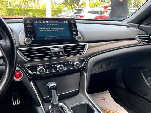 Used 2020 Honda Accord Sport image 10