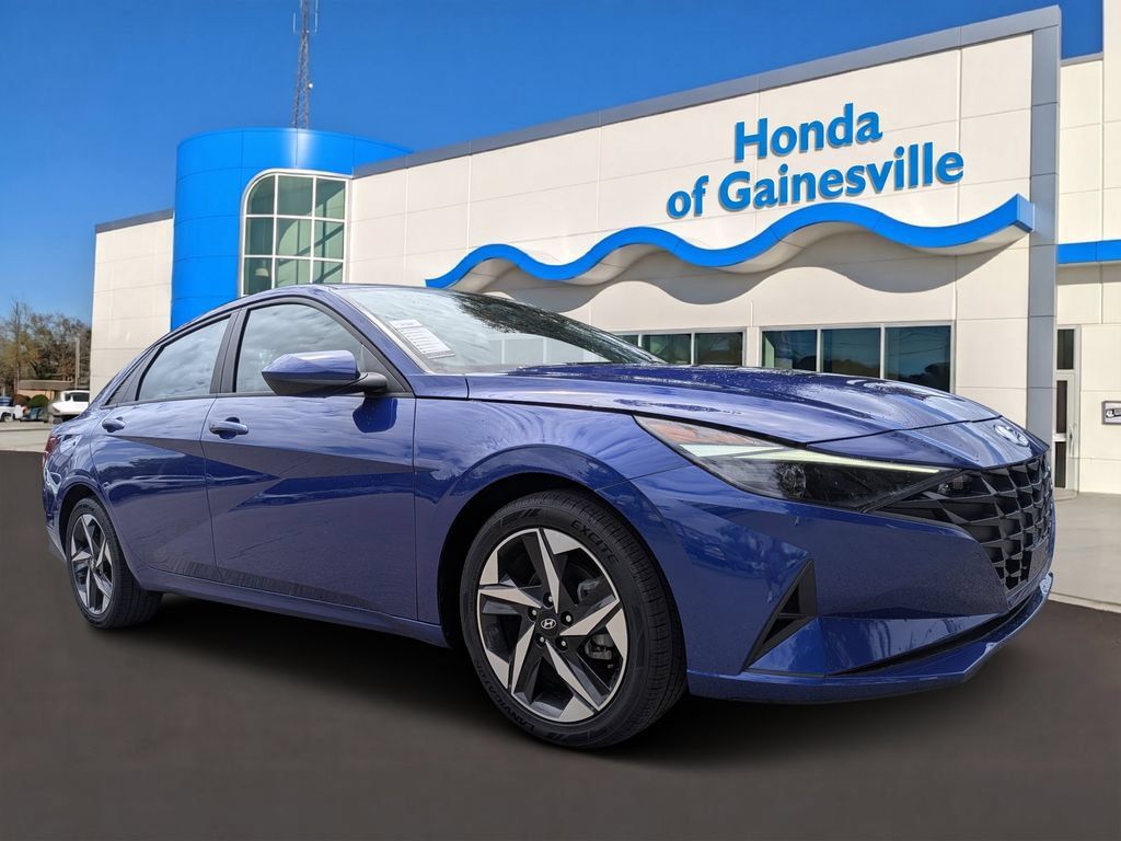 Used 2023 Hyundai Elantra SEL w/ Convenience Package FWD image 1