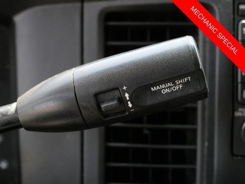 Used 2018 Nissan NV 3500 SV w/ Navigation Package RWD image 24
