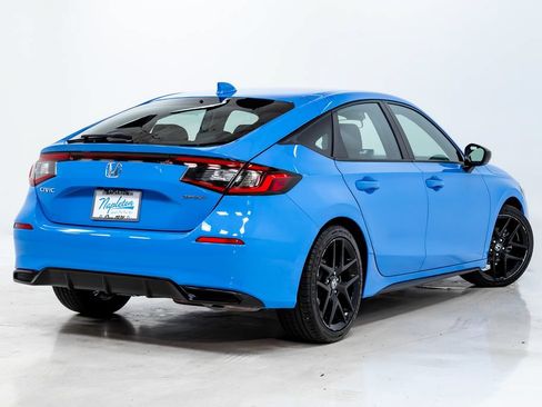 Used 2023 Honda Civic Sport image 28