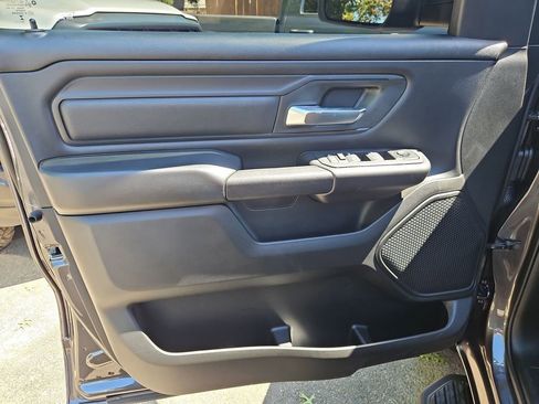 Certified 2025 RAM 1500 Tradesman AWD/4WD image 11